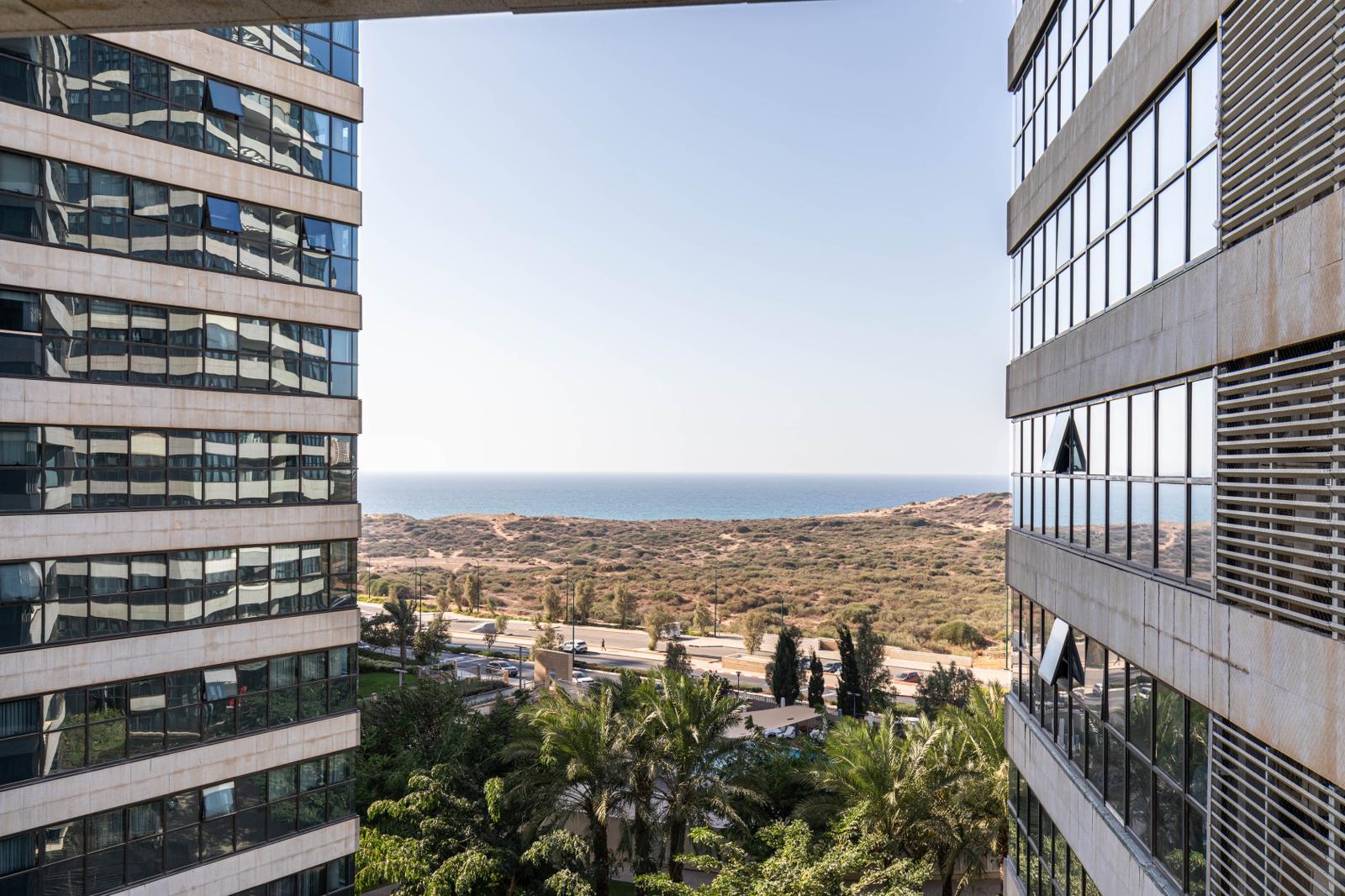 For sale — Ir Yamim, Netanya